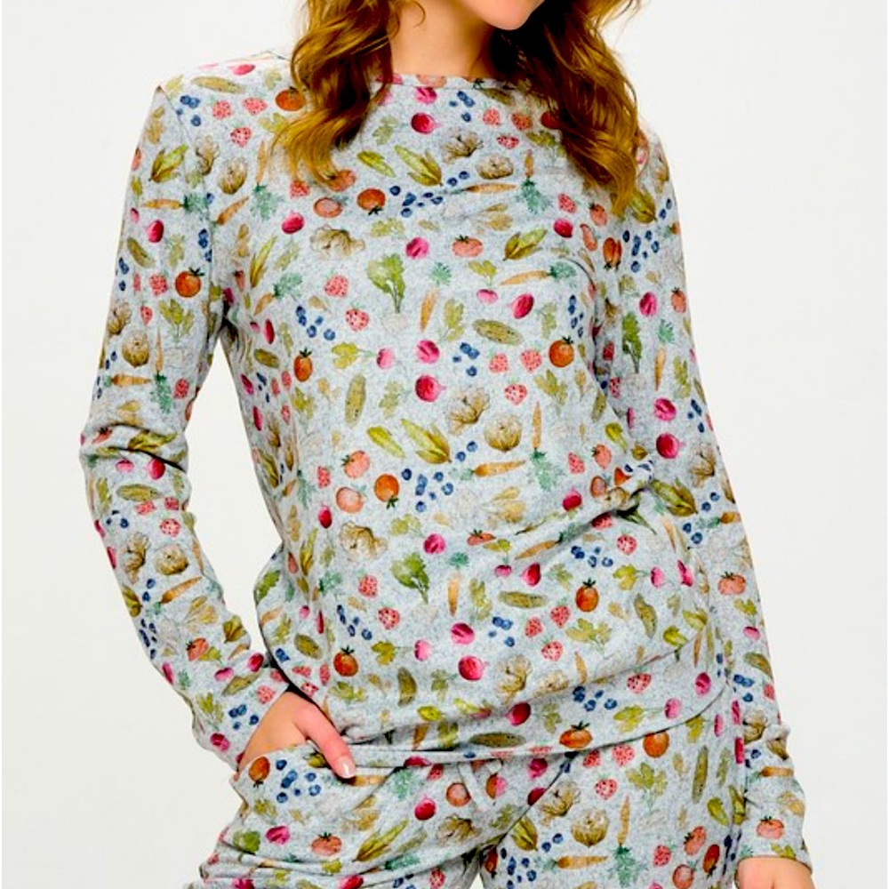Fruit and Veggie Top